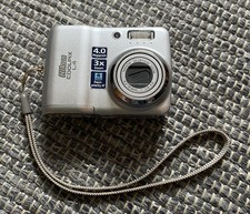 Nikon Coolpix L4 - Silber - 4