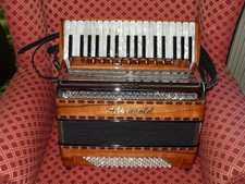 Akkordeon Alpengold Sinova 472 MH Indischer Apfel