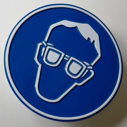 Schutzbrille tragen altes - tragen,