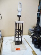 2501.       Lampenfuß  Deko Stehlampe Fuß Bodenlampe