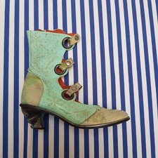 Extravagante Schuhe / Sommer