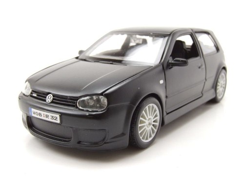 Golf r32 matt schwarz - 4,