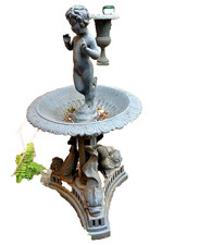 Historischer  Brunnen  / Gartenbrunnen mit Putten / selten, gut erhalten