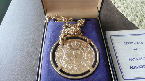 Royal mint elizabeth - royal, ll