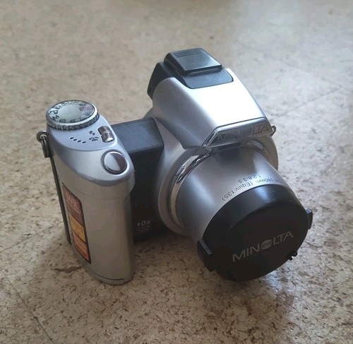 Konica minolta dimage - konica, z1