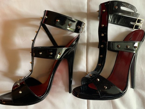 Schwarze lackleder sandalen - sandalen, 17