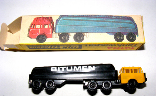 Ddr plastik modellauto - tt,