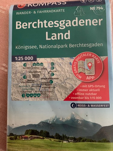 Wander und fahrradkarte - wander-,