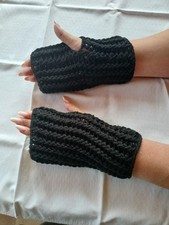 Fingerlose Handschuhe Handarbeit