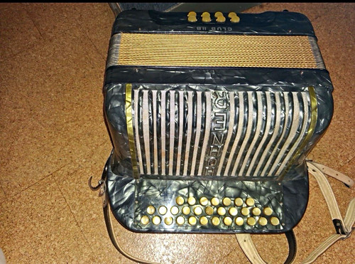 Hohner club b - ii,