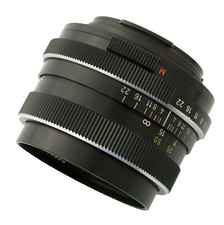 ROLLEI Zeiss Sonnar 2,8/85 85 85mm F2,8 SL350 SL35 Germany QBM top near mint !