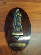 Messingfigur auf edele Holzplatte mit Patina  Souvenir de  Communion alt