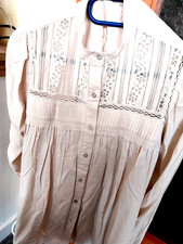 Bluse mit Stehkragen Spitze und vielen Details LINEA TESINI cremefarben 38 neu