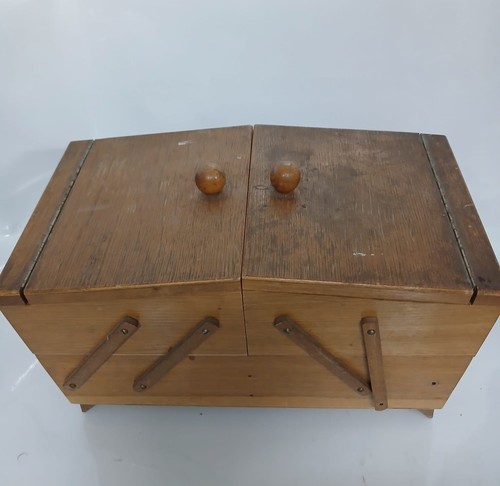Vintage nähkästchen aus holz - nähkästchen,