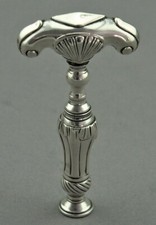 Korkenzieher mit Petschaft