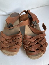 Leder Sandale mit Holzsohle in Gr. 34