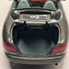 Maisto 1/18 - 1996 Jaguar XK
