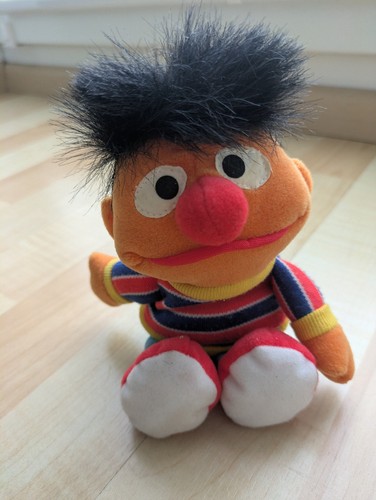 Ernie sesamstraße stofftier - ernie,