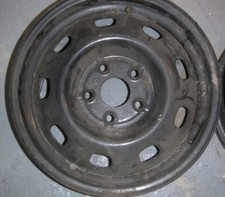 2 Renault Stahlfelgen   6Jx15CH ET52 5-Loch Renault Teilenummer: 7701349903