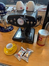 illy iperespresso maschine X1 Francis Francis Klassiker Retro Design für Kapseln