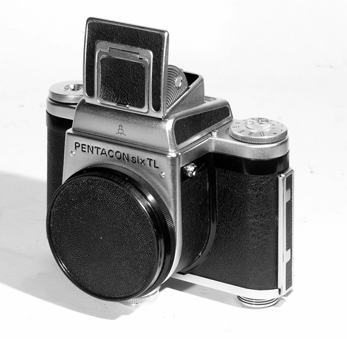 Pentacon six 6x6 - six,