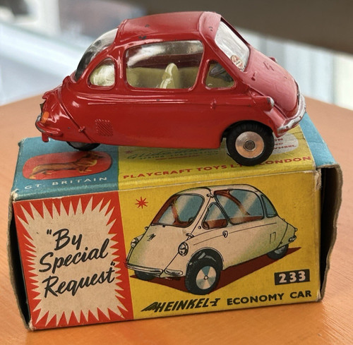 Corgi 233 heinkel red - corgi,