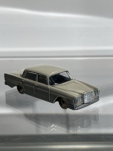 Lego mercedes 220 s - 1:87,