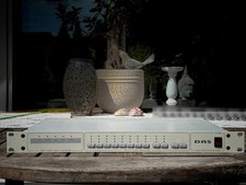 Funk Tonstudiotechnik DAS digitale Kreuzschiene mit Format/Samplerate-Konverter