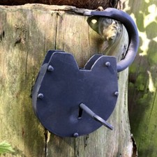 Antikes Gartentor Schloss Kastenmöbel - Schlösser Bügelschloss Vorhängeschloss