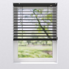 Jalousie Rollo Sonnenschutz 50