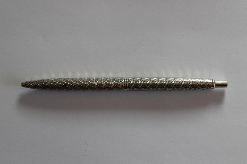 Kugelschreiber aus silber - kugelschreiber,