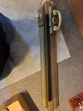 Strickmaschine Knittax mit Zubehör