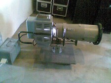 Verfolgerscheinwerfer NIETHAMMER MSR1200.