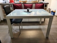 Ausziehbarer Esstisch 120x90, Ausgezogen 240. Metall/Milchglas