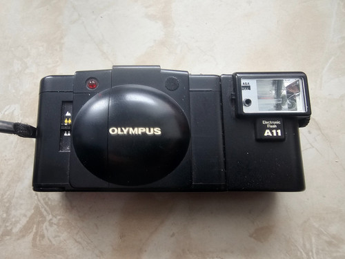 Olympus xa2 point - &, shoot
