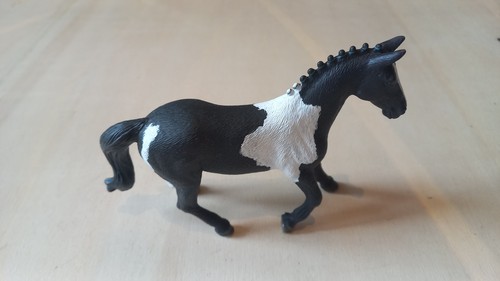Schleich pferd hannoveraner - pferd,