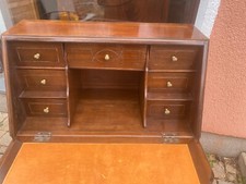 Kleine Barocke Schreibkommode in Nussbaum