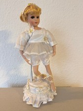 Ballerina Puppe mit Spieluhr
