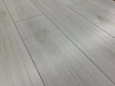 Klick Laminat Made in Germany Eiche weiß inklusive Dämmung & Leiste 14,99 €/m²