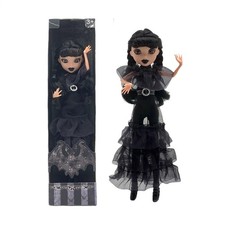 Addams-Puppenset Addams-Puppe