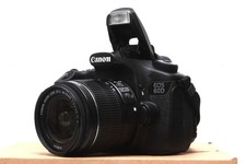Canon EOS 60D 18 MP FULL HD