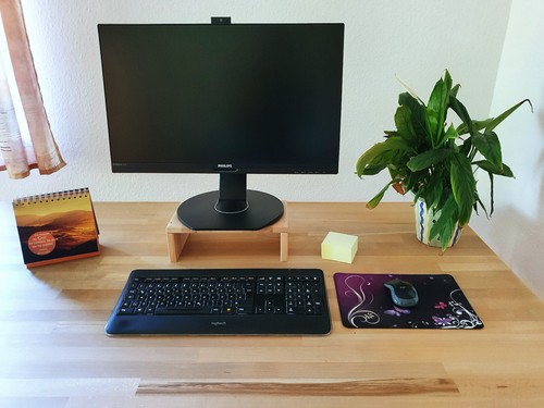 Monitorerhöhung