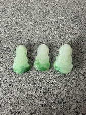 Zierlicher Jade-Anhänger –