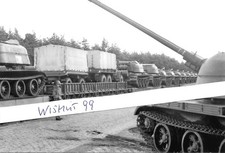 NVA-Foto DDR Oldtimer LKW Ural Flakpanzer ZSU 57 beim Bahnverladen DR