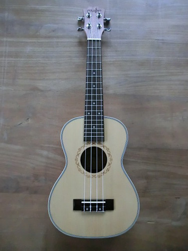 Ukulele mugig konzert - ukulele,