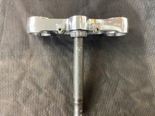 DUCATI 400,600,750,900 SS, SL untere Gabelbrücke, teilpoliert, leicht verzogen