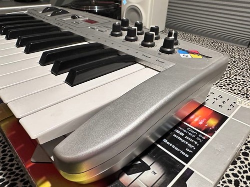 Audio oxygen midi - -,