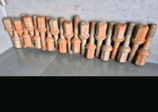 20 Original Mercedes-Benz Radschrauben Radbolzen M12x1,5 45mm R12 Kugelbund SW17