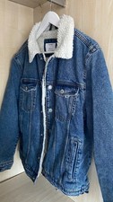 Bershka Gefütterte Jeansjacke