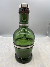 Antike Flasche aus Glas mit Montur aus Metall und Keramikdeckel